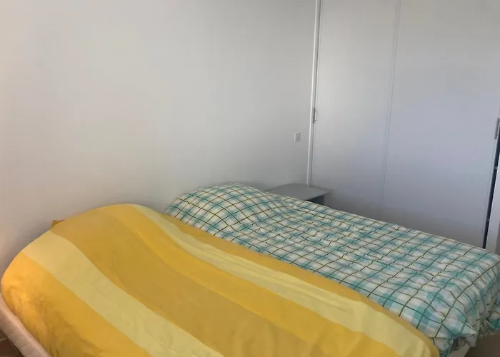 Duplex Face Avec Piscine, Quartier Golf, 2 Chambres, 2 Salles D'eau, Parking Prive - Fr-1-323-513