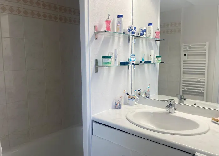 Duplex Face Avec Piscine, Quartier Golf, 2 Chambres, 2 Salles D'eau, Parking Prive - Fr-1-323-513 아파트 *